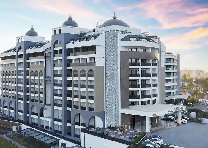 Alarcha & Hotel 5*