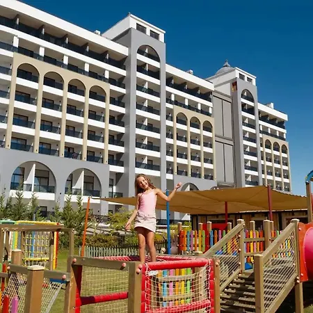 Hotel Alarcha & 5*